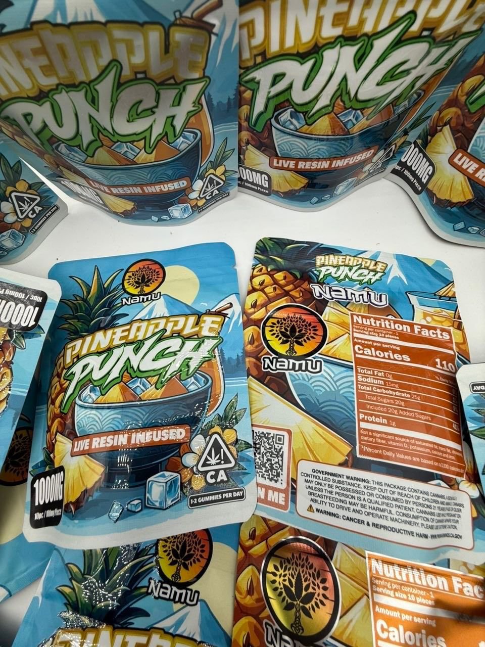 PINEAPPLE PUNCH LIVE RESIN INFUSED GUMMIES 1000mg - Image 3