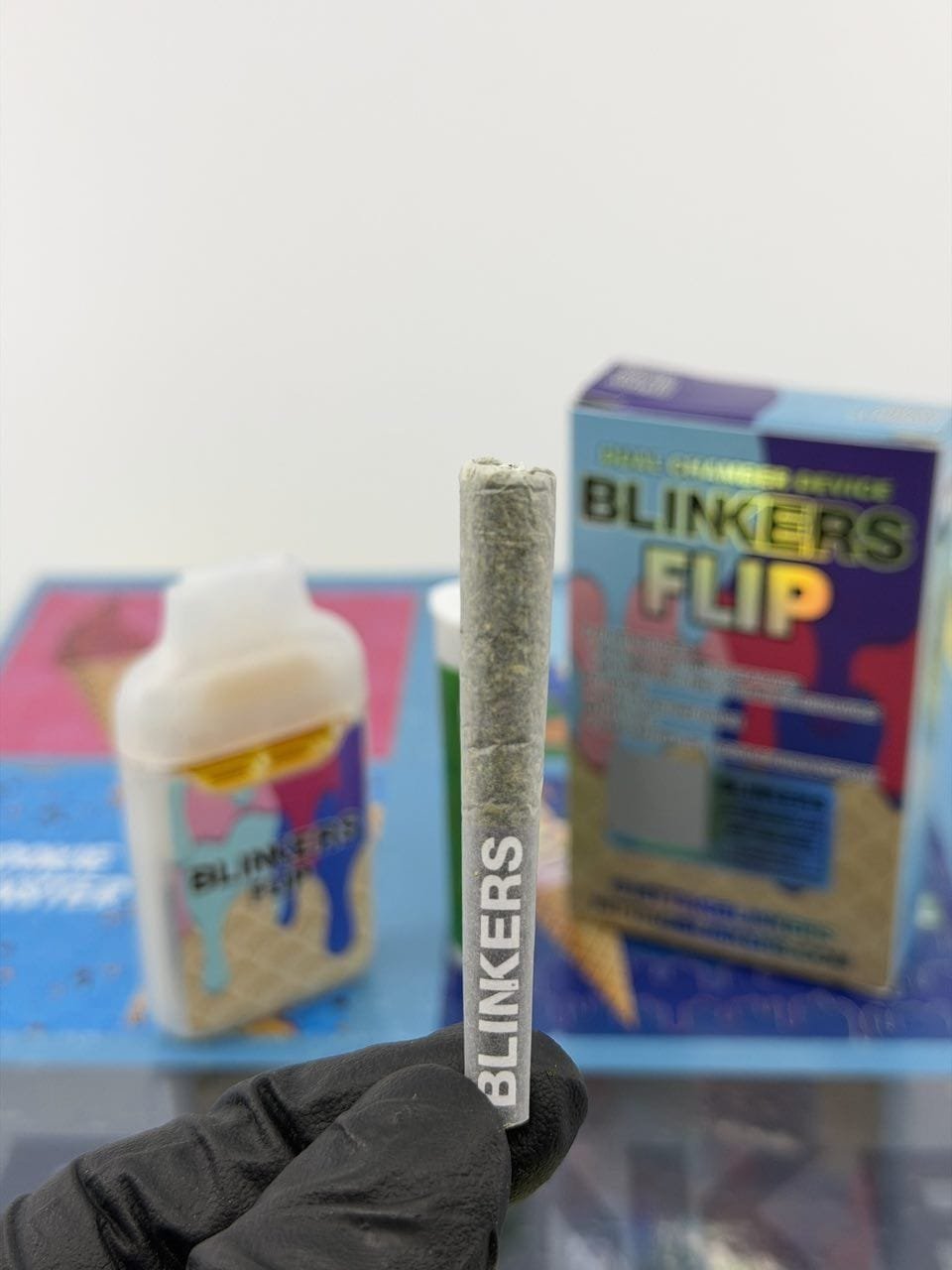 blinkers flip 2g disposable, blinkers vape, blinker vape, blinker disposable, blinker cart